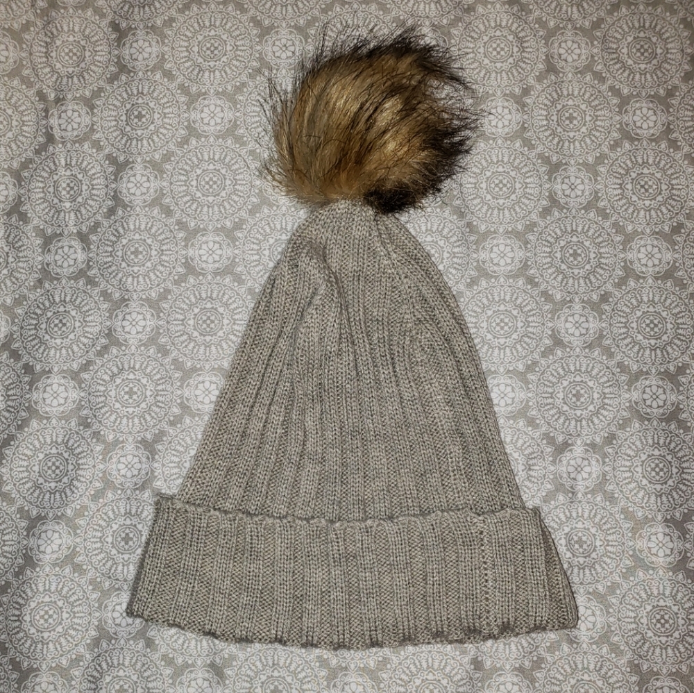 Grey Knit Pom Pom Hat